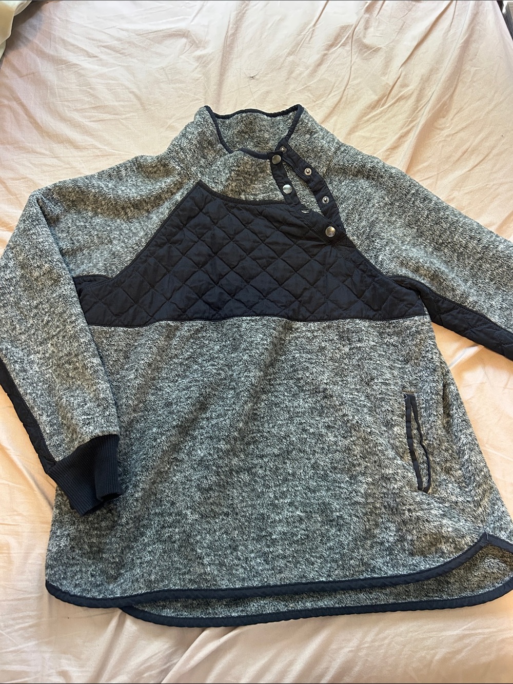 Abercrombie & Fitch Gray Quilted-Panel Funnel Neck Pullover